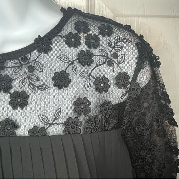 Modcloth Forever Unique Dauntless Dahlias Tiered Mini Dress Pleated Black 8 NWT - Picture 7 of 11